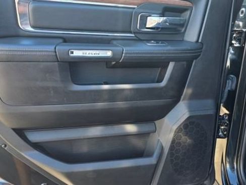 Used 2018 RAM 2500 Laramie image 9