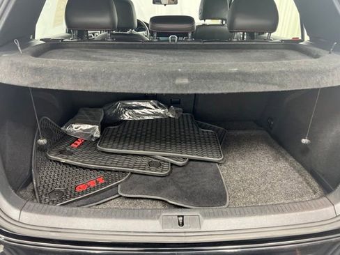 Used 2017 Volkswagen GTI Autobahn FWD image 9