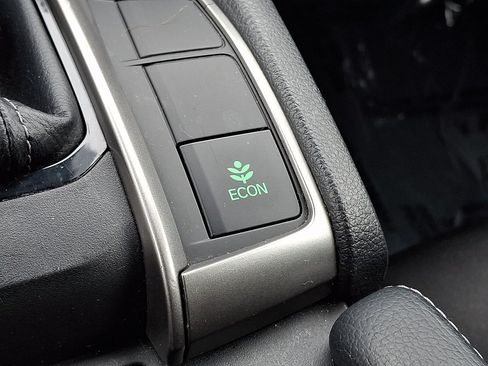 Used 2021 Honda Civic Sport image 23
