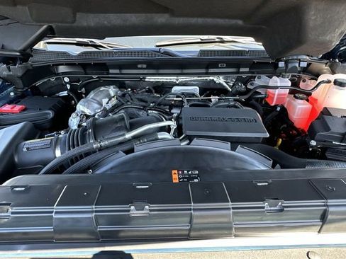 New 2025 GMC Sierra 2500 Denali w/ Technology Package image 31