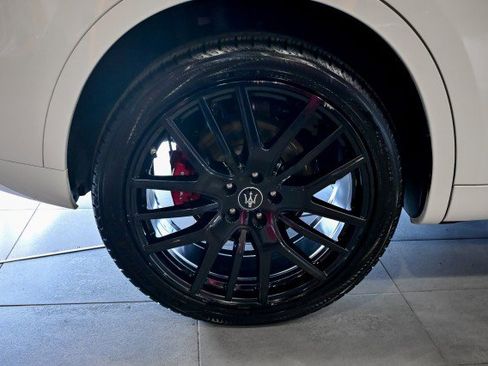 Used 2022 Maserati Levante GT image 44