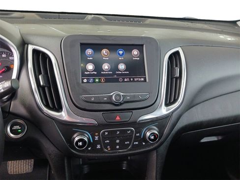 Used 2020 Chevrolet Equinox LT image 12
