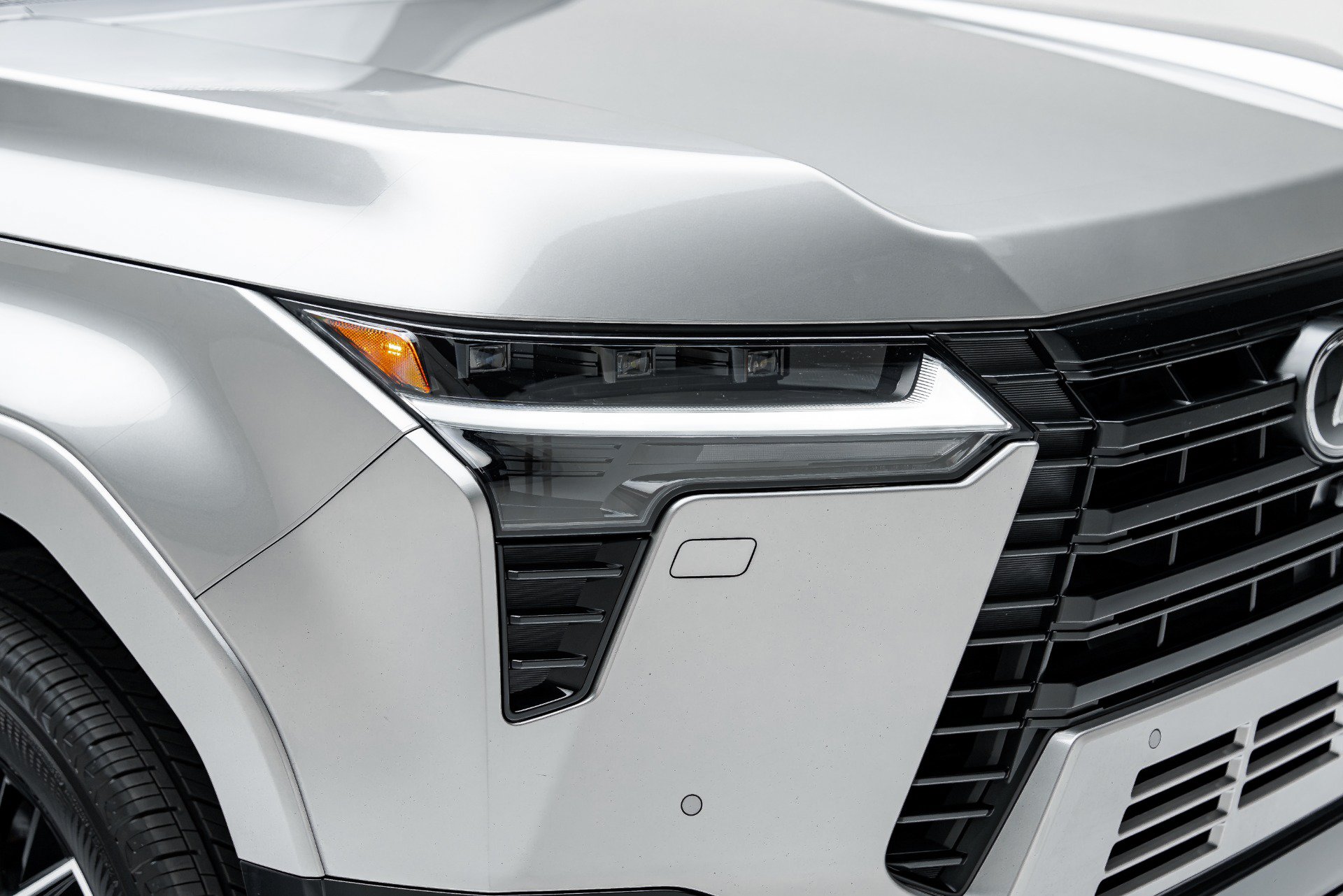 Used 2026 Lexus GX 550 w/ Accessory Package (2T) AWD/4WD image 21