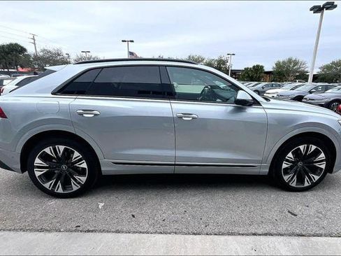 Used 2025 Audi Q8 Premium Plus w/ Premium Plus Package AWD/4WD image 4