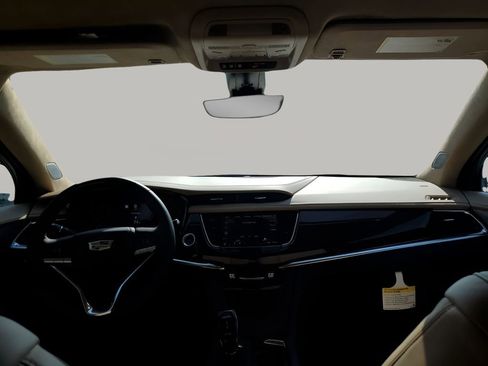 New 2025 Cadillac XT6 Premium Luxury w/ Platinum Package image 25