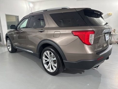 Used 2021 Ford Explorer Platinum w/ Equipment Group 601A AWD/4WD image 6