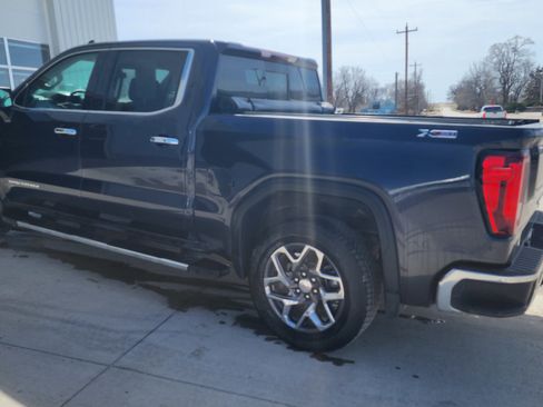Used 2025 GMC Sierra 1500 SLT w/ SLT Premium Plus Package image 6