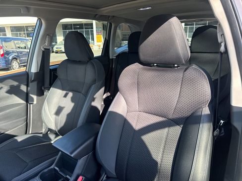 Used 2024 Subaru Forester Premium image 22