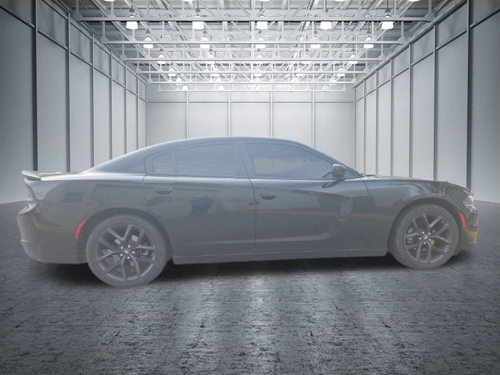 Used 2022 Dodge Charger SXT w/ Blacktop Package RWD image 8
