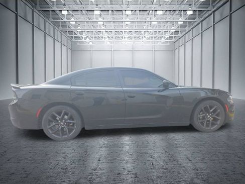 Used 2022 Dodge Charger SXT w/ Blacktop Package RWD image 8