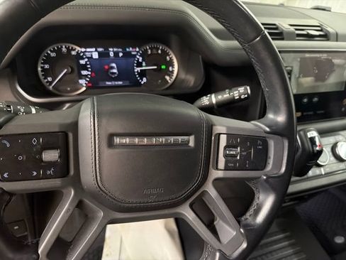 Used 2023 Land Rover Defender 90 X AWD/4WD image 33