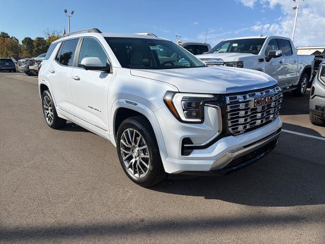 New 2027 GMC Terrain Denali AWD/4WD image 1