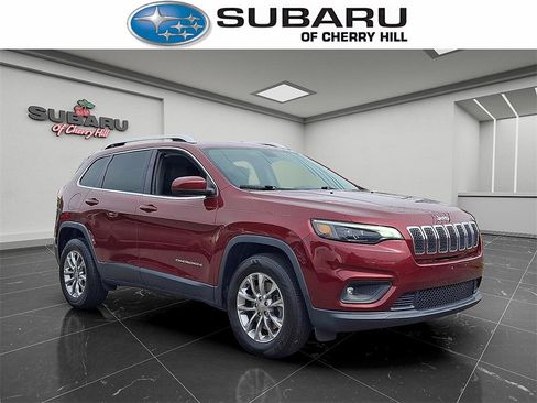 Used 2019 Jeep Cherokee Latitude Plus image 1