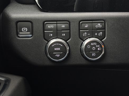New 2026 GMC Sierra 1500 Elevation w/ Elevation Premium Package AWD/4WD image 20