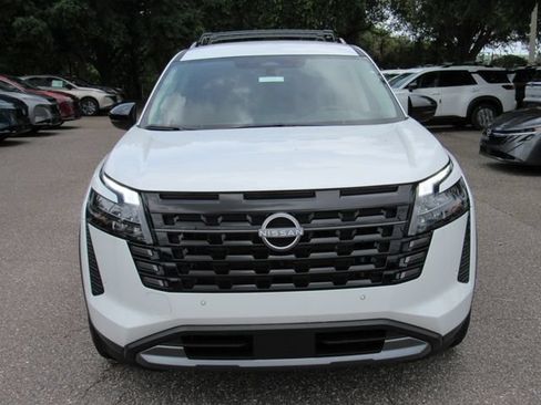 New 2026 Nissan Pathfinder SL FWD image 9