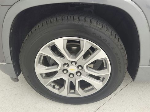 Certified 2020 Chevrolet Traverse Premier image 32