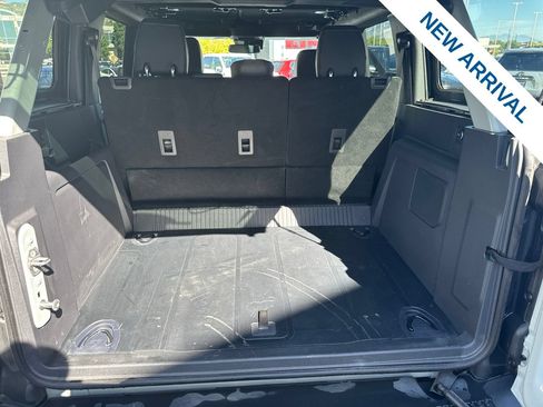 Used 2024 Ford Bronco Badlands AWD/4WD image 13