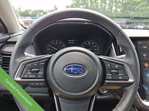 Used 2025 Subaru Outback Premium AWD/4WD image 19