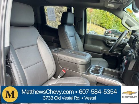 Used 2022 Chevrolet Silverado 1500 LTZ image 9