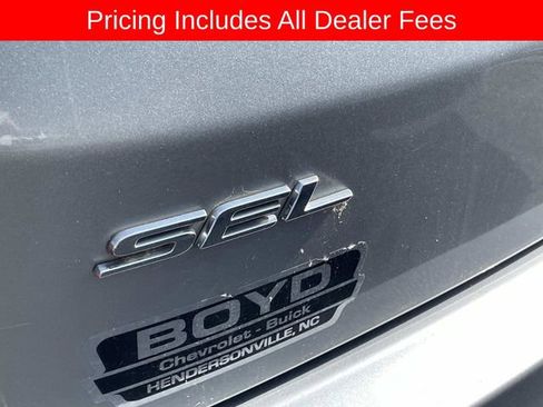Used 2022 Ford Edge SEL AWD/4WD image 9