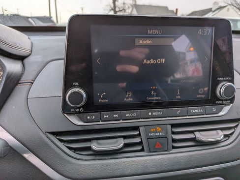 Used 2022 Nissan Altima 2.0 SR image 39