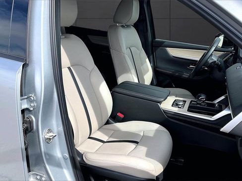 Used 2025 MAZDA CX-90 3.3 Turbo w/ Premium Sport Pkg image 7