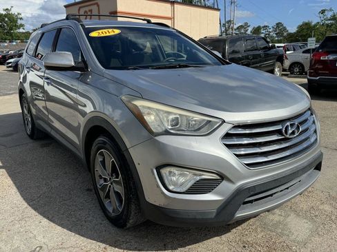 Used 2014 Hyundai Santa Fe GLS image 3