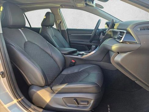 Used 2024 Toyota Camry XSE w/ Navigation Package image 21