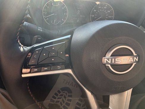 Used 2025 Nissan Altima 2.5 SR w/ SR Premium Package image 21