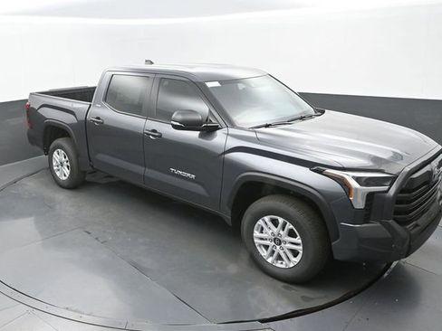 New 2026 Toyota Tundra SR5 w/ SR5 Convenience Package AWD/4WD image 27