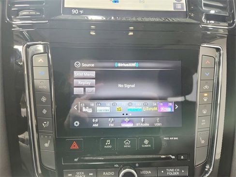 Used 2021 INFINITI QX80 Luxe image 28