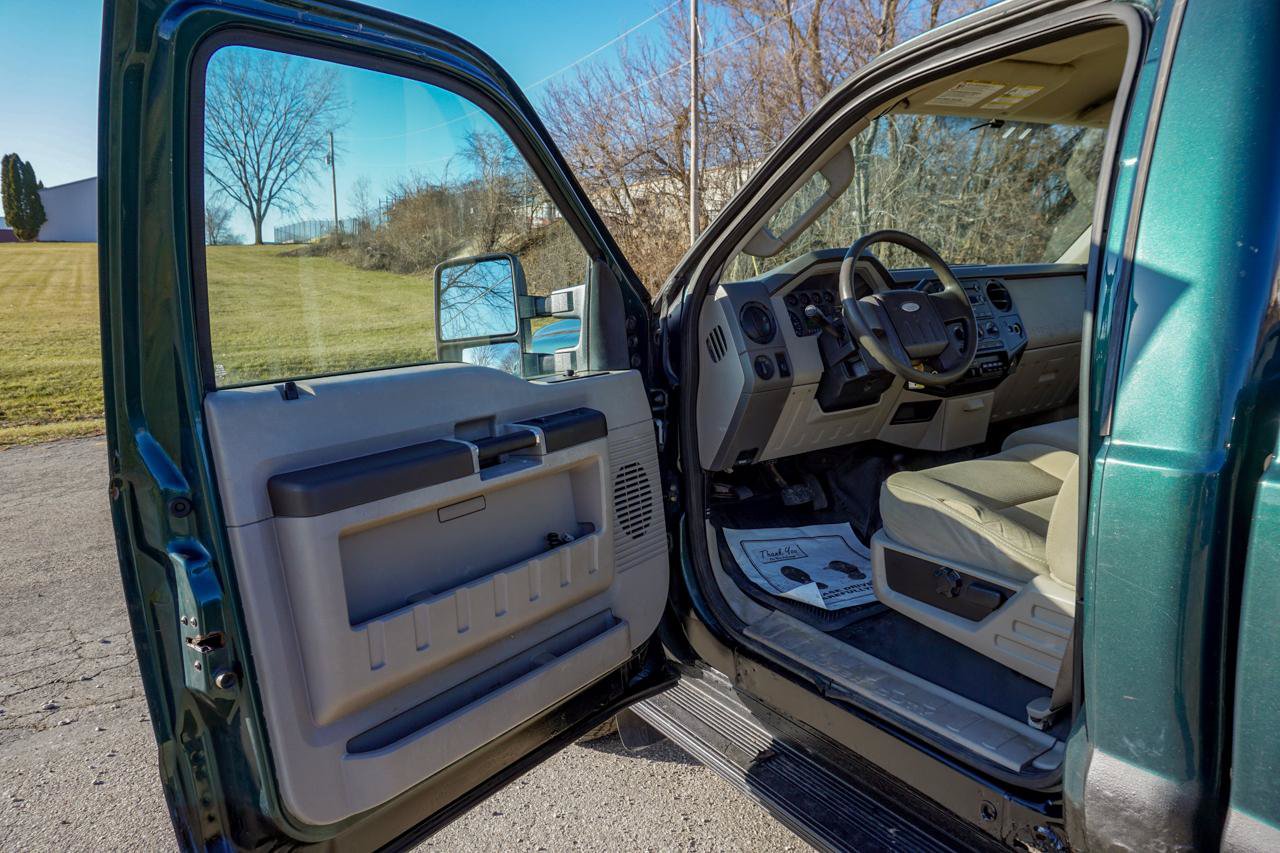 Used 2008 Ford F350 XLT AWD/4WD image 17