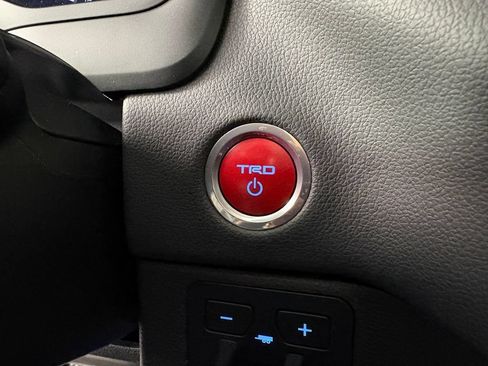 Used 2024 Toyota Sequoia TRD Pro AWD/4WD image 20
