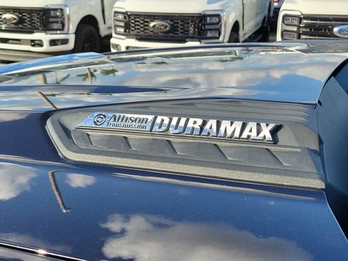 Used 2024 Chevrolet Silverado 2500 LTZ w/ LTZ Plus Package image 25