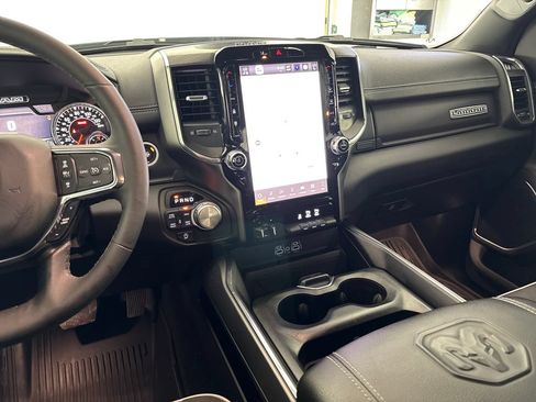 Used 2025 RAM 1500 Laramie w/ Sport Appearance Package AWD/4WD image 25