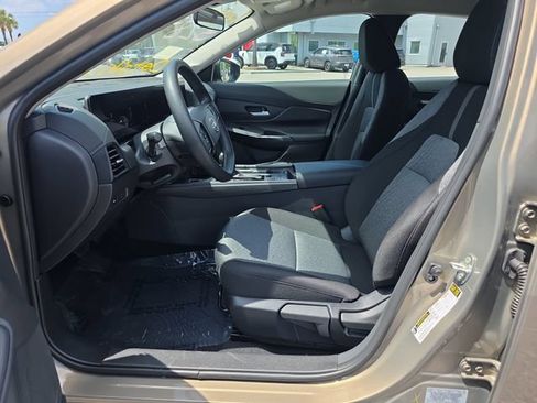 New 2026 Nissan Sentra SV w/ Floor Mat Package FWD image 15