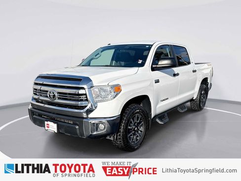 Certified 2016 Toyota Tundra SR5 image 1