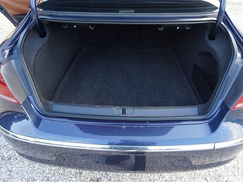 Used 2014 Volkswagen CC Executive FWD image 26