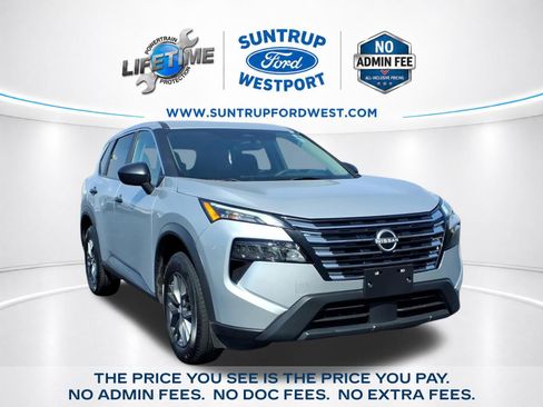 Used 2024 Nissan Rogue S FWD image 1