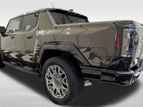 Used 2024 GMC Hummer EV 3X image 2