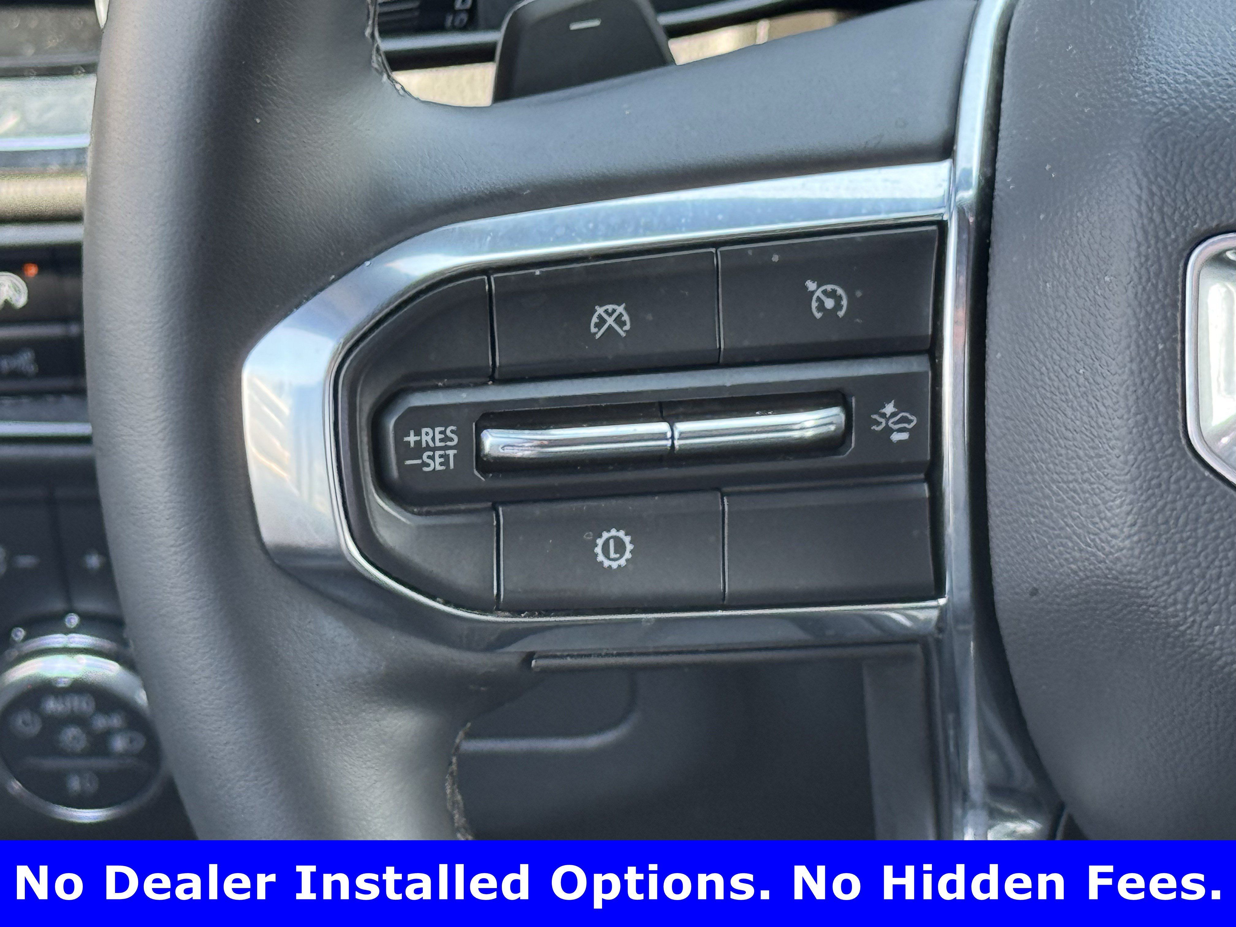 Used 2025 GMC Yukon Denali AWD/4WD image 12