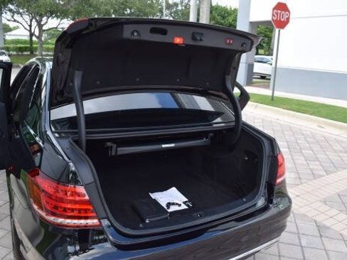 Used 2014 Mercedes-Benz E 250 BlueTEC Sedan image 75