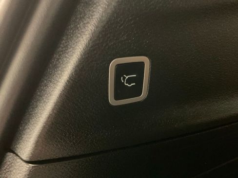 Used 2022 Chrysler Pacifica Pinnacle image 29