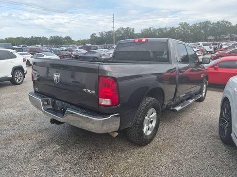 Used 2018 RAM 1500 Tradesman w/ Chrome Appearance Group AWD/4WD image 3