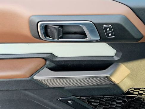 Used 2023 Ford Bronco Outer Banks w/ Sasquatch Package image 22