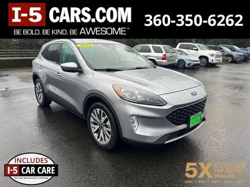 Used 2021 Ford Escape Titanium image 1