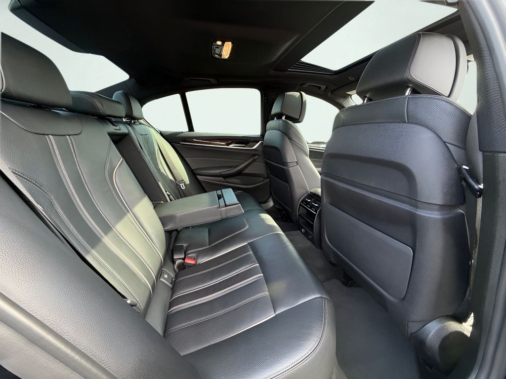 Used 2019 BMW 530i xDrive w/ Luxury Package AWD/4WD image 24