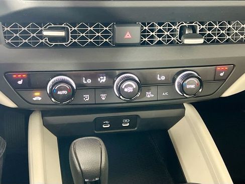 Certified 2024 Honda Accord EX image 18