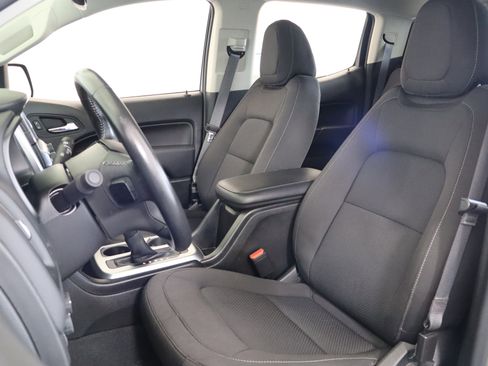 Used 2022 Chevrolet Colorado LT w/ LT Convenience Package image 22