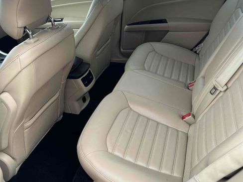 Used 2014 Ford Fusion SE w/ Equipment Group 202A image 20